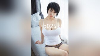 b025